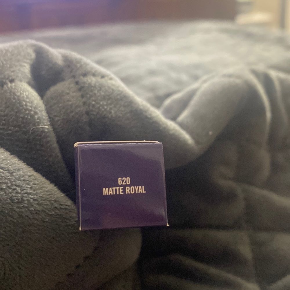 MATTE ROYAL-M•A•C Matte lipstick “ - Picture 6 of 8